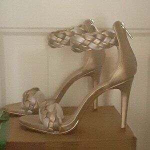 Kenneth Cole Women's Brooke 95 Braid Heeled Sandal - Size 6M